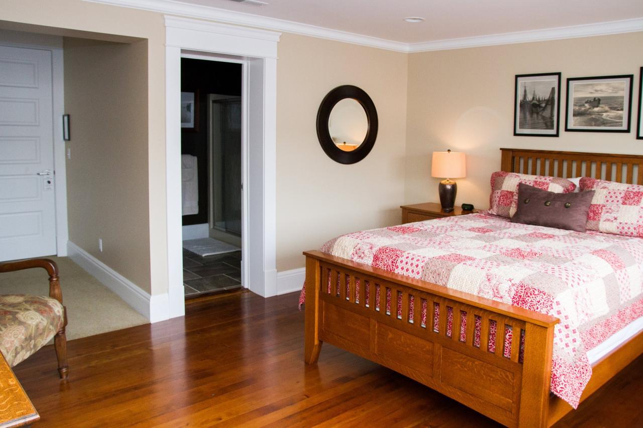 Wishmaker House B&B เบลวิลล์ ภายนอก รูปภาพ