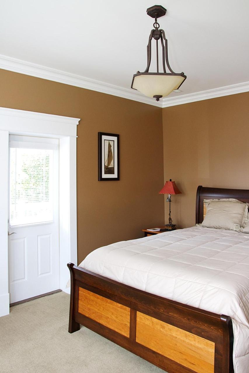 Wishmaker House B&B เบลวิลล์ ภายนอก รูปภาพ