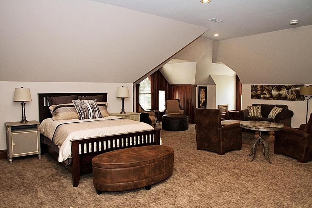Wishmaker House B&B เบลวิลล์ ภายนอก รูปภาพ
